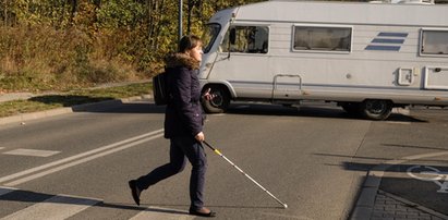 Aplikacja na telefonie pomaga niewidomym na pasach