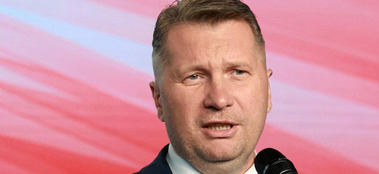 Czarnek znów zabrał głos ws. psów na łańcuchu.  Zwrócił się do oburzonych "Proste? Zrozumiałe?"