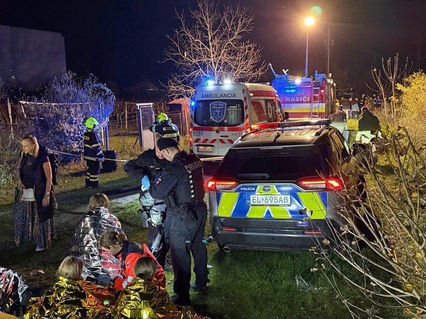 Medzi Bratislavou a Pezinkom sa zrazili vlaky.