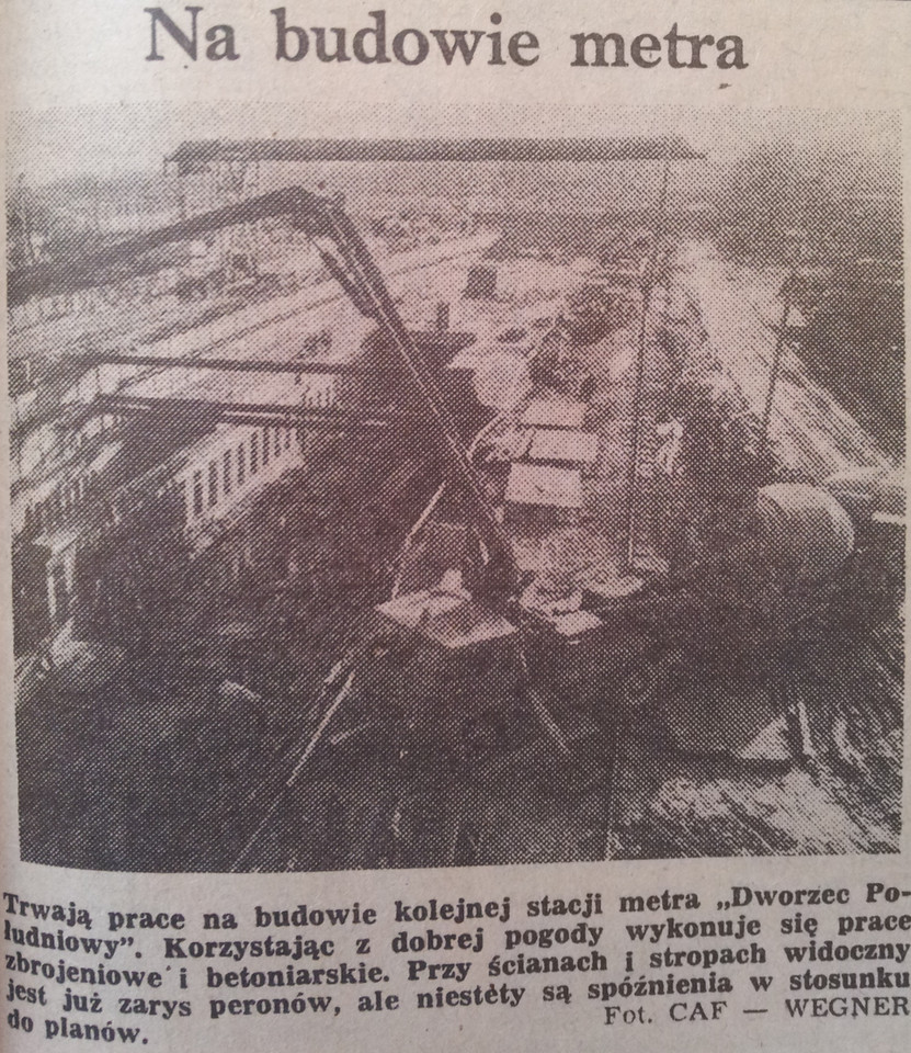 W styczniu 1989, podobnie jak w styczniu 2014, trwają prace przy budowie metra w Warszawie