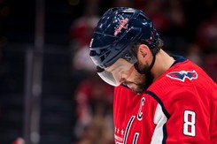 NHL. Podwójne nieszczęście Capitals w meczu z Maple Leafs