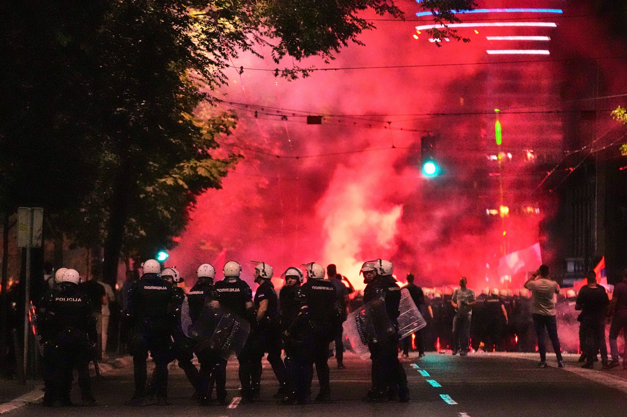 Sobotňajší protest v srbskom Belehrade. 