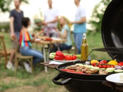 Majówka 2024: W jakie dni wypada? Kiedy najlepiej zrobić "mostkowanie"?