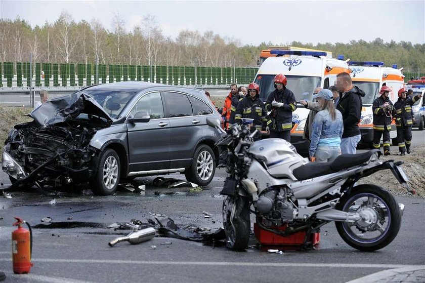 3 motocyklistów nie żyje. Straszny wypadek w Zielonce