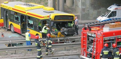 Masakra w stolicy! Autobus z dziećmi spadł ze skarpy!