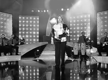 PEVAČICA NARODNE MUZIKE IZGUBILA ŽIVOTNU BITKU, koleginica zajecala od tuge: "TEŠKO MI JE MNOGO"!