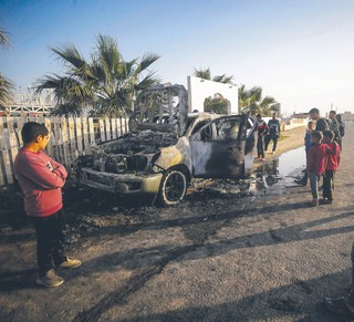 Zabójstwo Polaka w Strefie Gazy: Nakazy aresztowania, dymisje i nagany