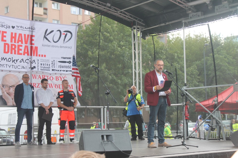 Manifestacja KOD w Warszawie