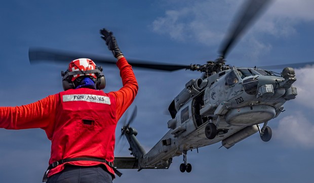 Nosač "Abraham Linkoln" klase "Nimic" u Indijskom okeanu 21. januara