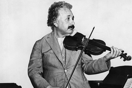 12 cytatów Einsteina, które pokazują, że był prawdziwym geniuszem
