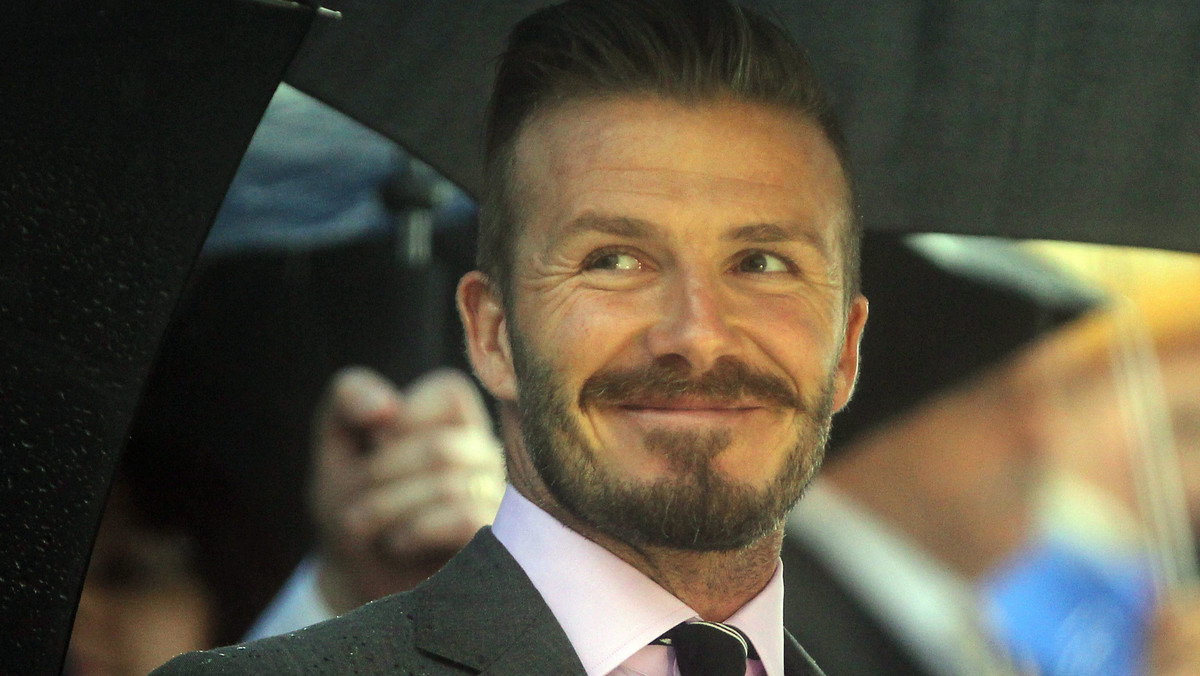 David Beckham z wielkim zadowoleniem przyjął decyzję selekcjonera reprezentacji Anglii, Roya Hodgsona o włączeniu do sztabu szkoleniowego Gary'ego Neville'a.