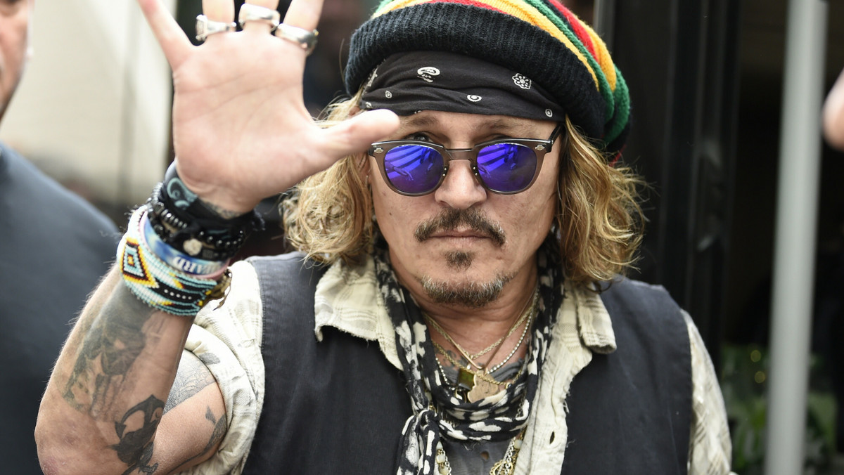 Johnny Depp powróci do "Piratów z Karaibów"? Umowa przekroczy 300 mln dol. 