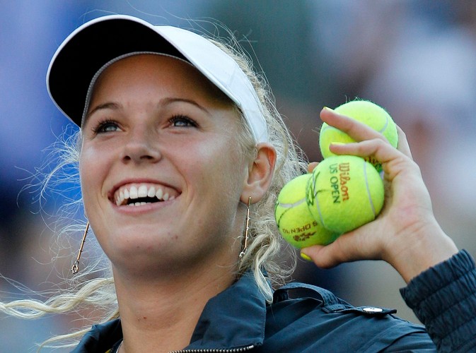 6 września 2010: szczęśliwa Caroline Wozniacki po zwycięskim meczu z Rosjanką Marią Szarapową w czwartej rundzie turnieju US Open