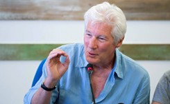 Burza wokół statku z migrantami. Richard Gere kontra Matteo Salvini. 'Hańba. Ja nie ustąpię'