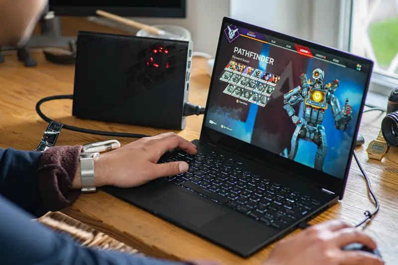 ASUS ROG Flow X13 to idealny sprzęt do pracy architekta, żeby później zamienić się w laptop gamingowy, foto: Dominik Czerny