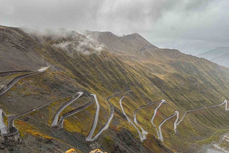 Samochodem elektrycznym w Alpach