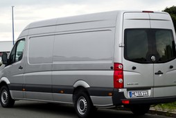 Volkswagen Crafter motoryzacja samochody