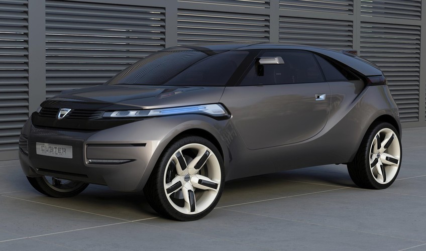 Od początku do końca ma 4,25 m długości, czyli tyle co dacia logan sedan