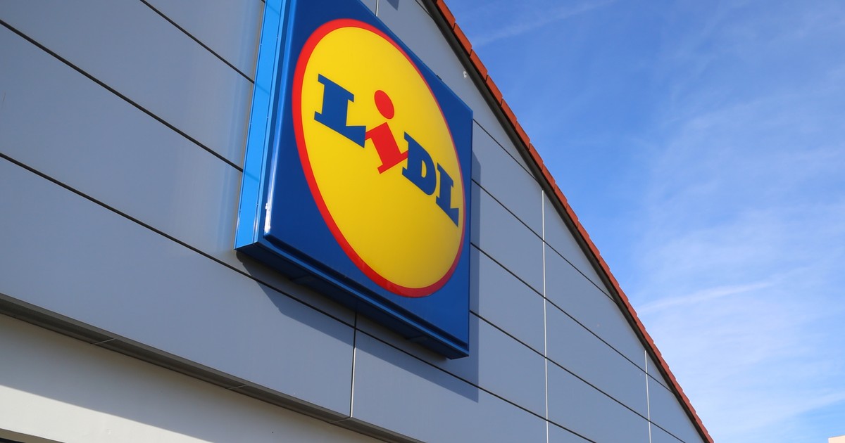 Skandal z mięsem w Lidlu. Rolnicy wpadli w furię, sieć wycofuje towar