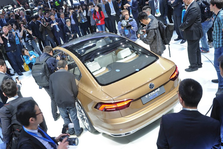 Volkswagen C Coupe GTE