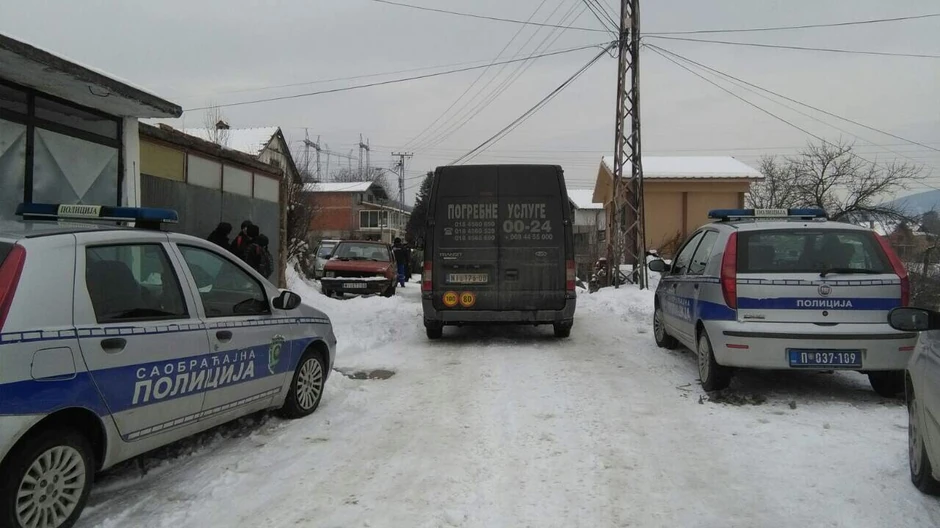 Na licu mesta je veliki broj policajaca