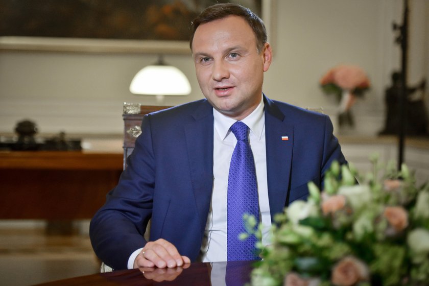 Andrzej Duda wydaje znacznie mniej na alkohol niż Bronisław Komorowski