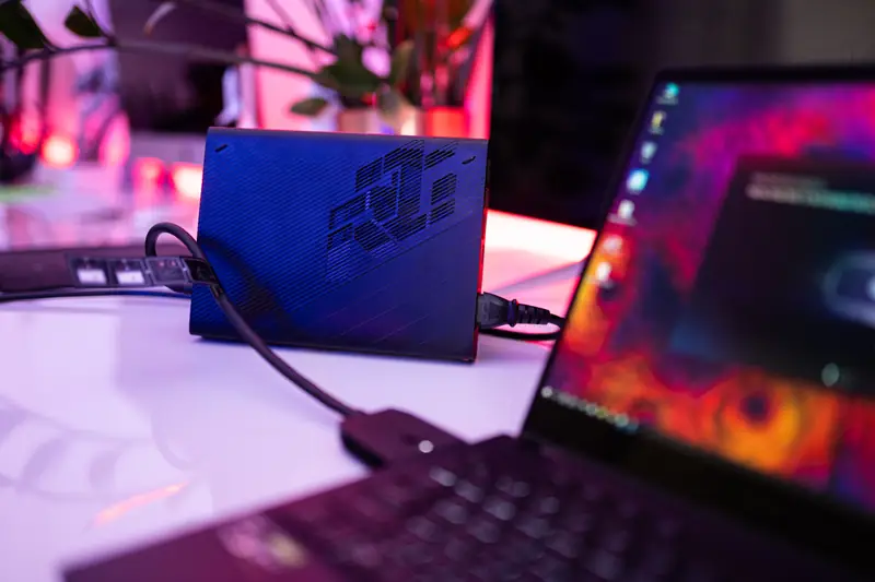 ASUS ROG Flow X13 z zewnętrzną kartą graficzną XG Mobile rtx 3080