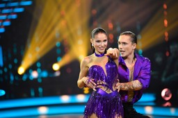 potwierdziły się pogłoski o romansie w "tańcu z gwiazdami". oficjalnie ogłosili, że są razem