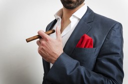 Celnicy ścigają w sieci cygara imprezowe