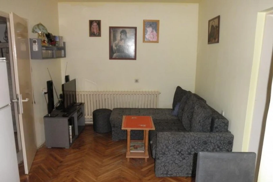 Kuća u Novom Sadu za 5.150 evra