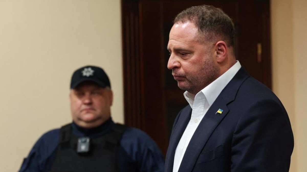 Andrej Jermak tvrdi da poseduje samo jedan stan i jedan automobil, a njegov advokat optužbe naziva „neosnovanim" | Foto: Reuters