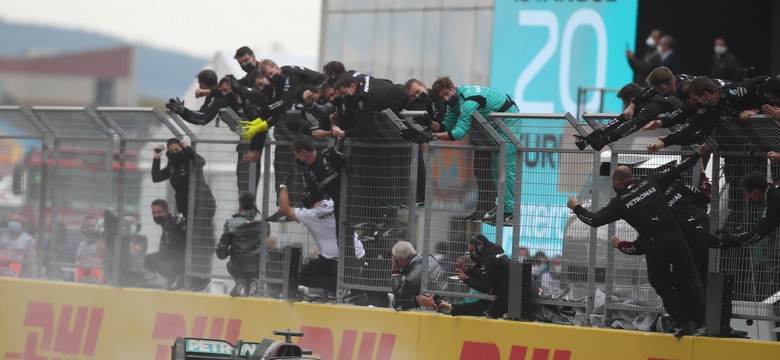 Lewis Hamilton mistrzem Formuły 1. Wyrównał rekord Michaela Schumachera