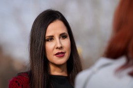 TAMARA VUČIĆ za prijem u Njujorku odabrala svedenu, ali svečanu modnu kombinaciju: Suknja od čipke je PRAVO IZNENAĐENJE