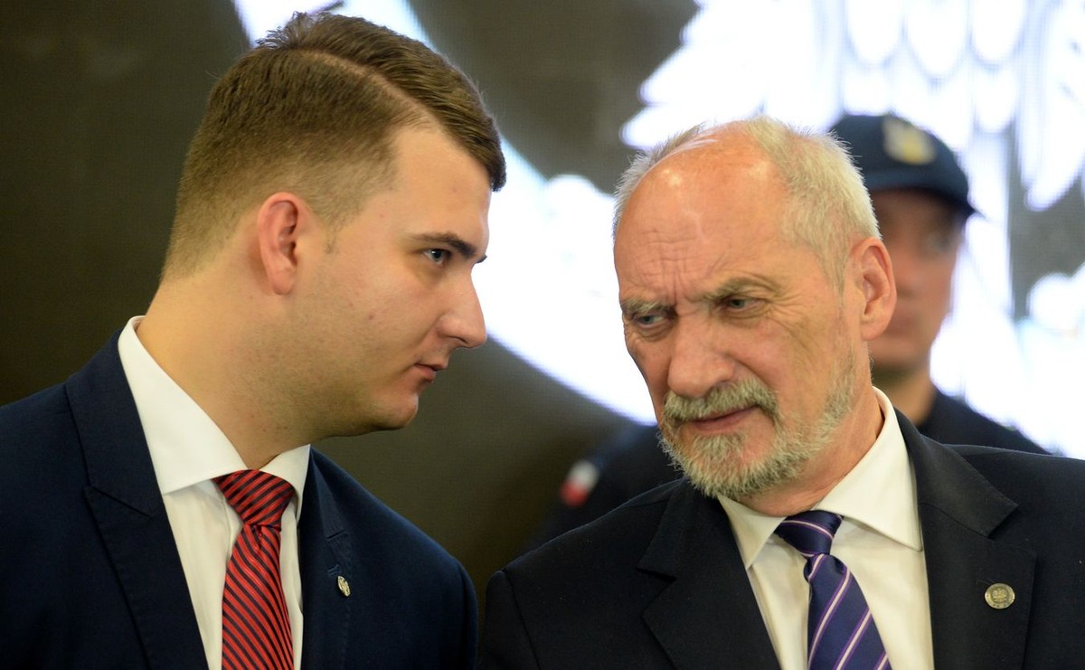 Bartłomiej Misiewicz i Antoni Macierewicz