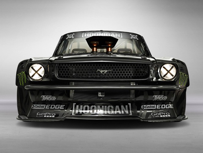 Ford mustang HOONICORN RTR