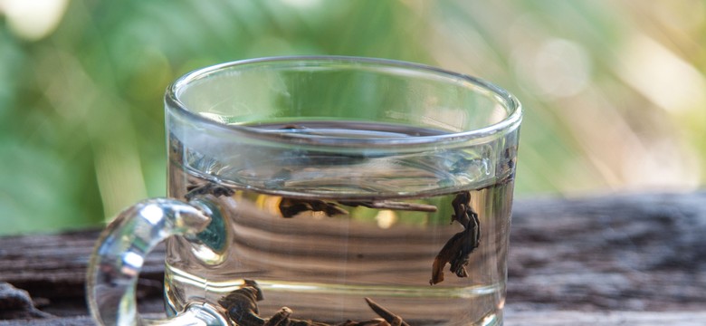 Wystarczy jedna filiżanka dziennie, aby w naturalny sposób obniżyć cholesterol. To najstarszy napar świata