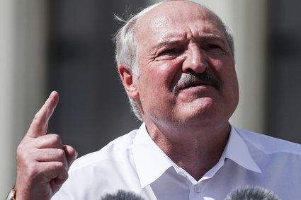 Łukaszenko: fabryki protestują? Zamknę je od poniedziałku