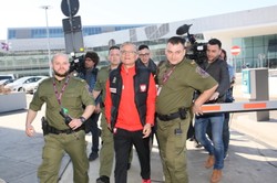 El. MŚ 2018: Kadra Nawałki wróciła do Warszawy. Szczęsny wymknął się z lotniska