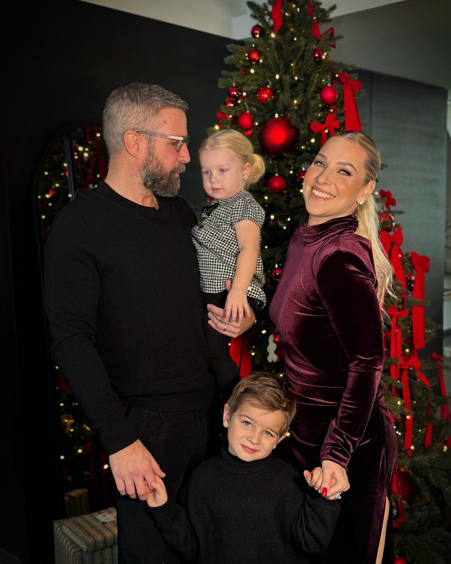 Dominika Cibulková, Michal Navara a ich deti Jakub a Nina. 