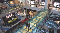 Hugo Boss nie wycofał się z Rosji. "Dostarczano wszystko, co mieści się w szafie"