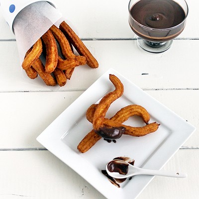 Churros tejszínes csokoládéval