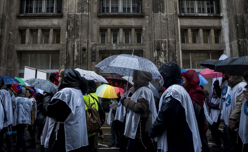 WIELKA MANIFSTACJA PRZECIW REFORMOM ORBANA