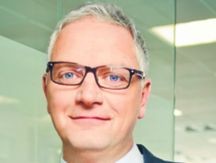 Tomasz Bławat - człowiek, który chce zalać puby Carlsbergiem