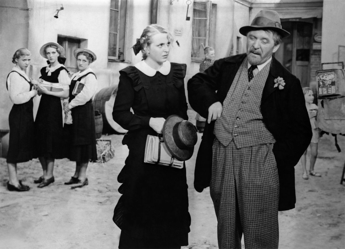 "Dziewczęta z Nowolipek" (1937)