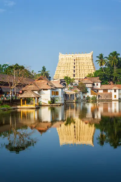 Widok na świątynię Sri Padmanabhaswamy w Triwandrum