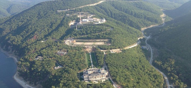 Tajny pałac Putina wzorowany na Wersalu? Niepublikowane dotąd ZDJĘCIE