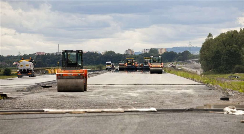 Czesi robią autostradę, a my stoimy