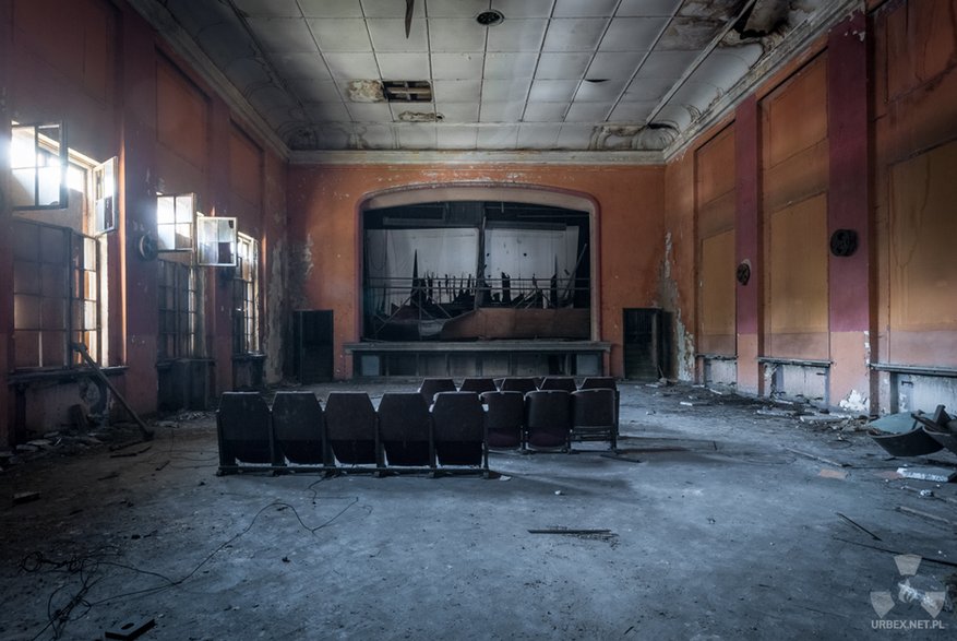 Zapomniane kino w Czeladzi. Źródło: Urbex.net.pl