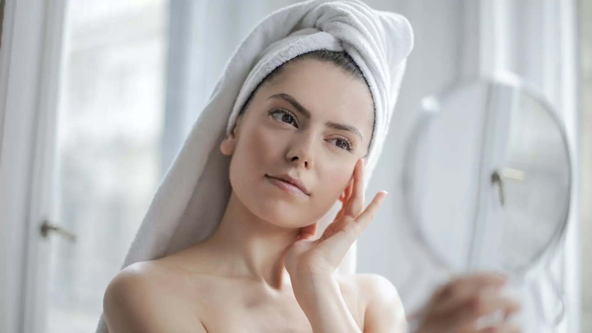 4 kosmetyki, które usuwają zaskórniki lepiej niż manualne oczyszczanie u kosmetyczki