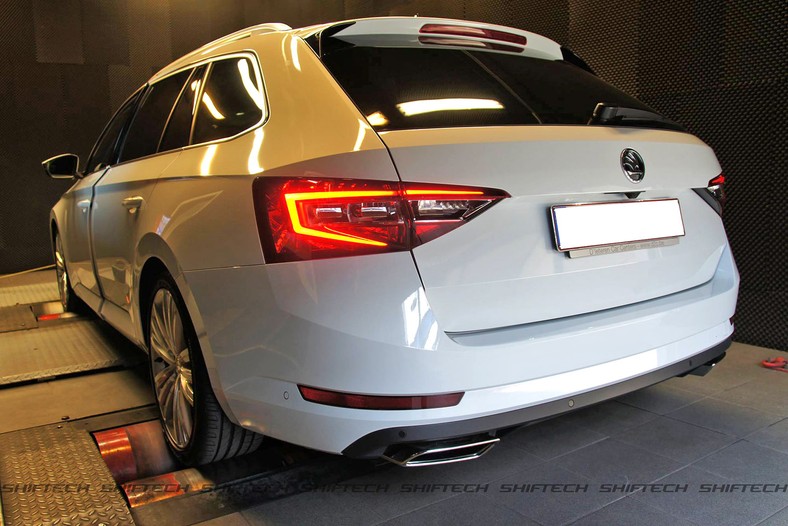 Skoda Superb Combi po tuningu